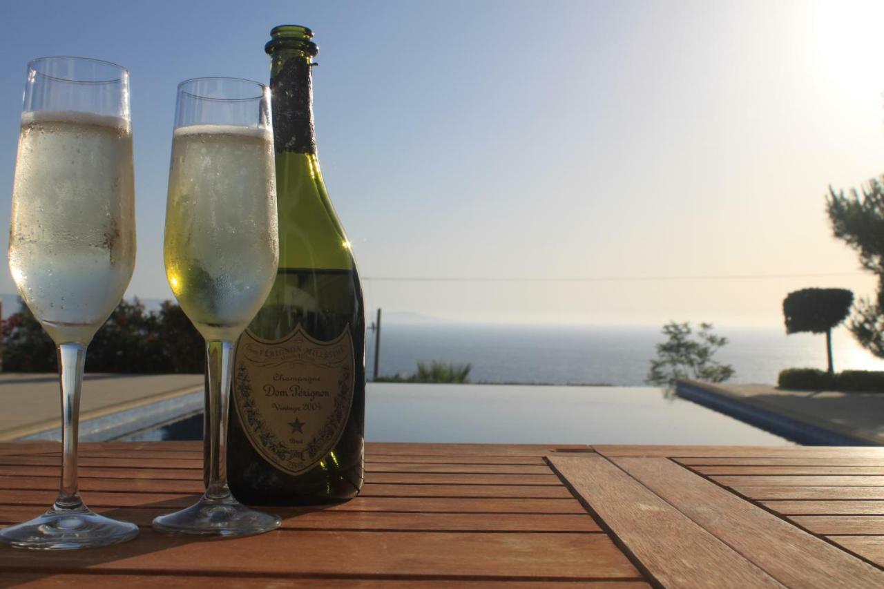 Martika Luxury Villa Agia Marina  外观 照片